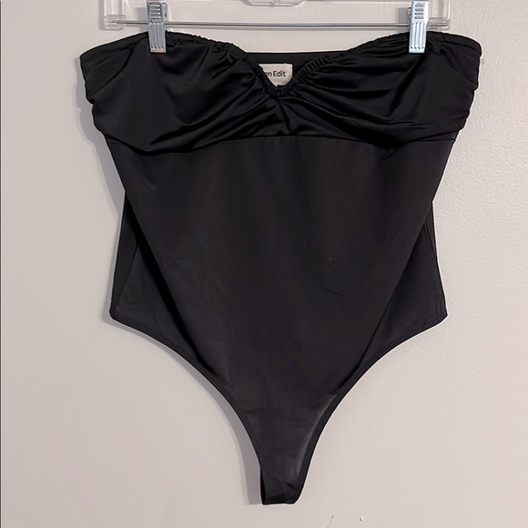 Open Edit Black Strapless Thong Bodysuit Sweetheart Neckline Ruched Detail - Picture 1 of 6